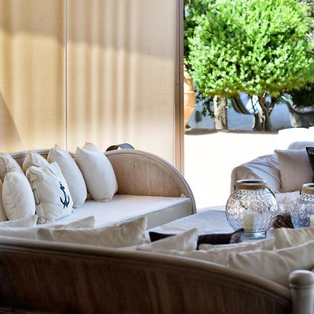 Posidhonía Luxurious Villa By The Sea מראה חיצוני תמונה