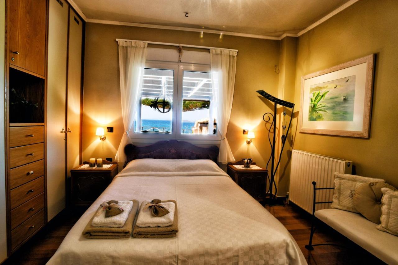 Posidhonía Luxurious Villa By The Sea מראה חיצוני תמונה